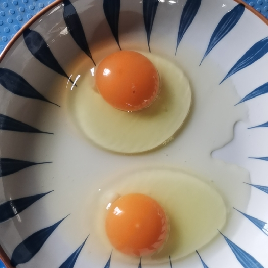 山东泗水县山东厂家直销双色富硒柴鸡蛋 粉8 土鸡蛋有检测报告可喷码代工